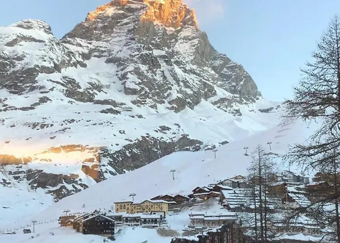 Апартаменты Cervinia View *