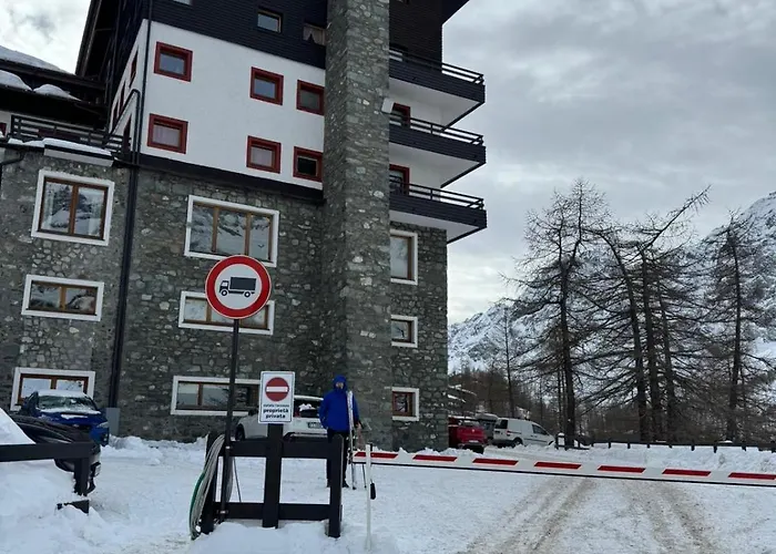 Cervinia View Апартаменты *